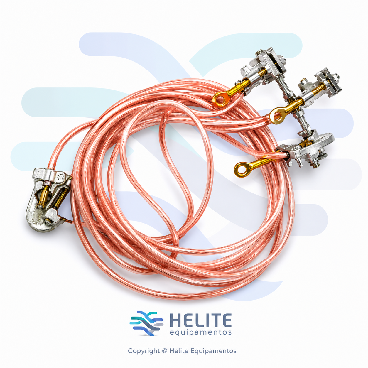Conjunto de aterramento temporário trifásico com 4 grampos de aterramento olhal, cabo flexível cristal 25 mm² e par de descanso para redes elétricas.
