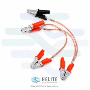 Conjunto de Aterramento Baixa Tensão Multiplexado 5 kV composto por grampos tipo alicate revestidos com plastisol e cabos de cobre ultraflexível 35 mm² para equipotencialização temporária em redes de distribuição elétrica.